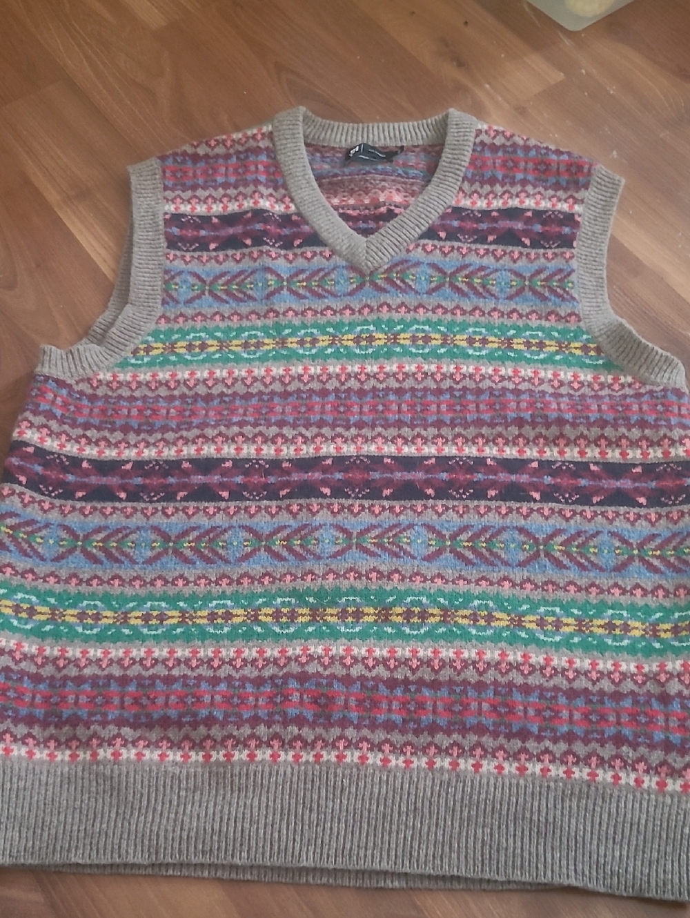 Simons Multicolor Fair Isle V-Neck Sweater Vest
